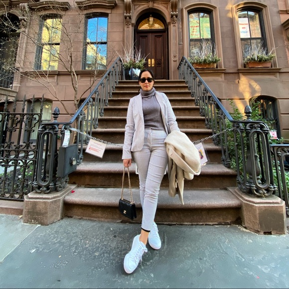 Meet your Posher, Cheryl - Picture 7 of 11